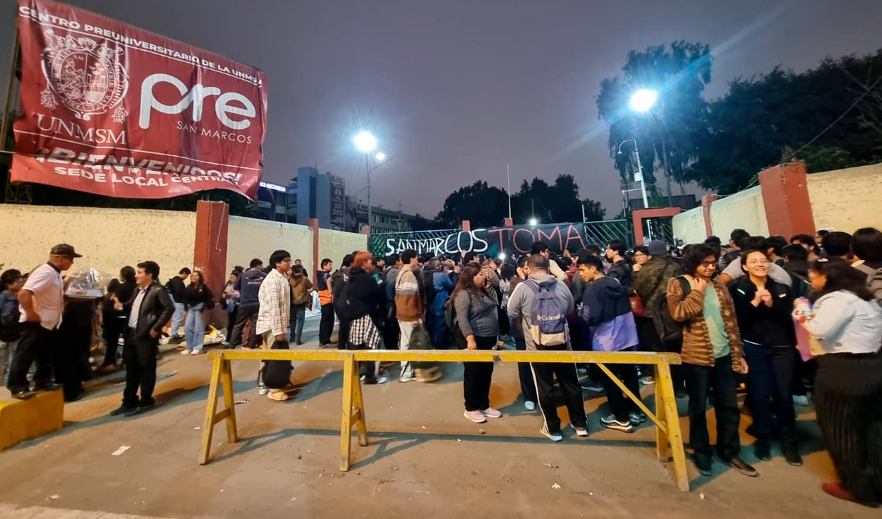 Vándalos mantienen toma de San Marcos