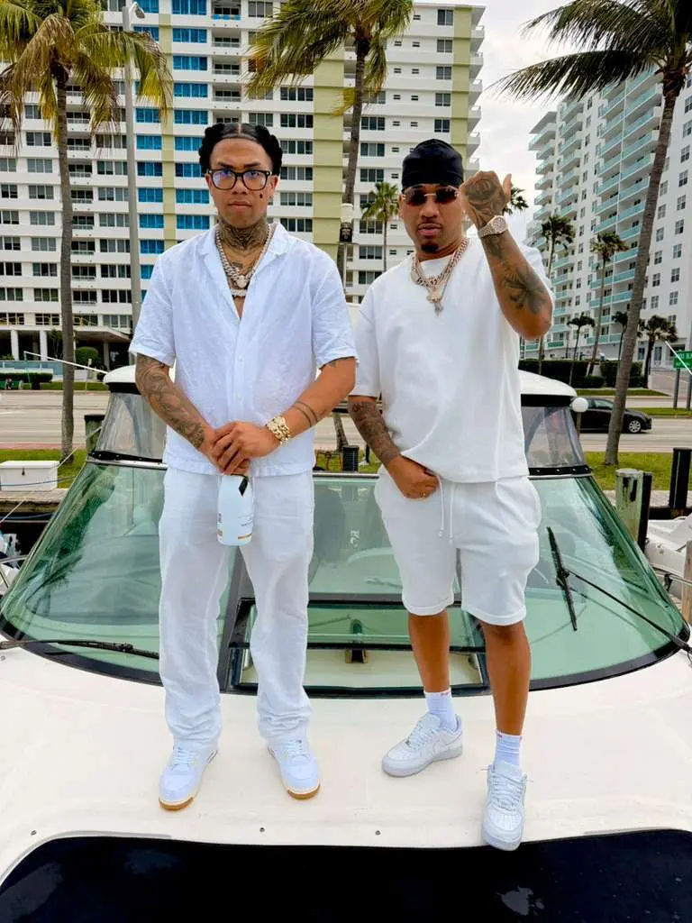 Lima se prepara para el arribo de los cantantes cubanos Rey Tony y Helabusador