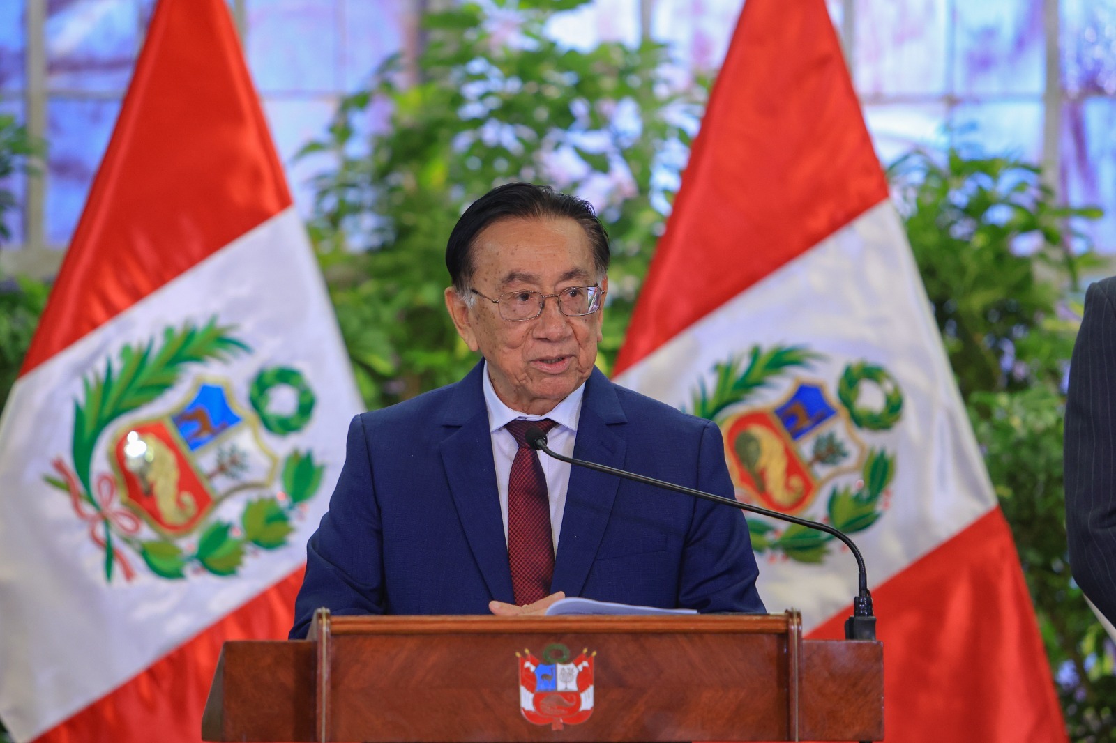 José Balcázar destaca  labor de trabajadores