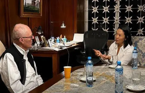 Keiko visita a Kuczynski y pide priorizar lucha contra el caos