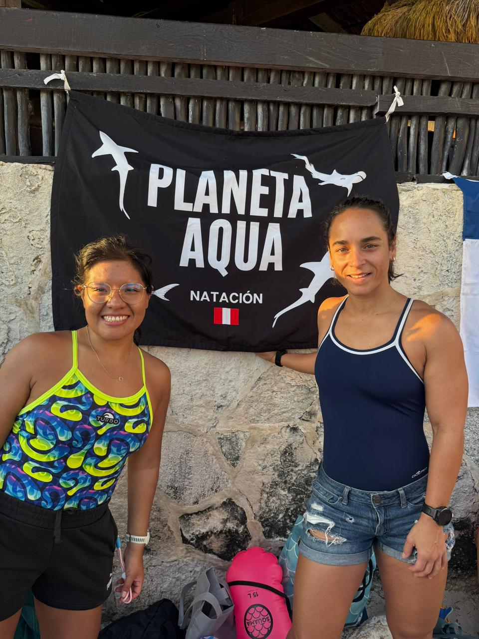 Perú destaca en “El Cruce” de Cancún: nadadoras nacionales brillan en una de las pruebas de aguas abiertas más exigentes del mundo