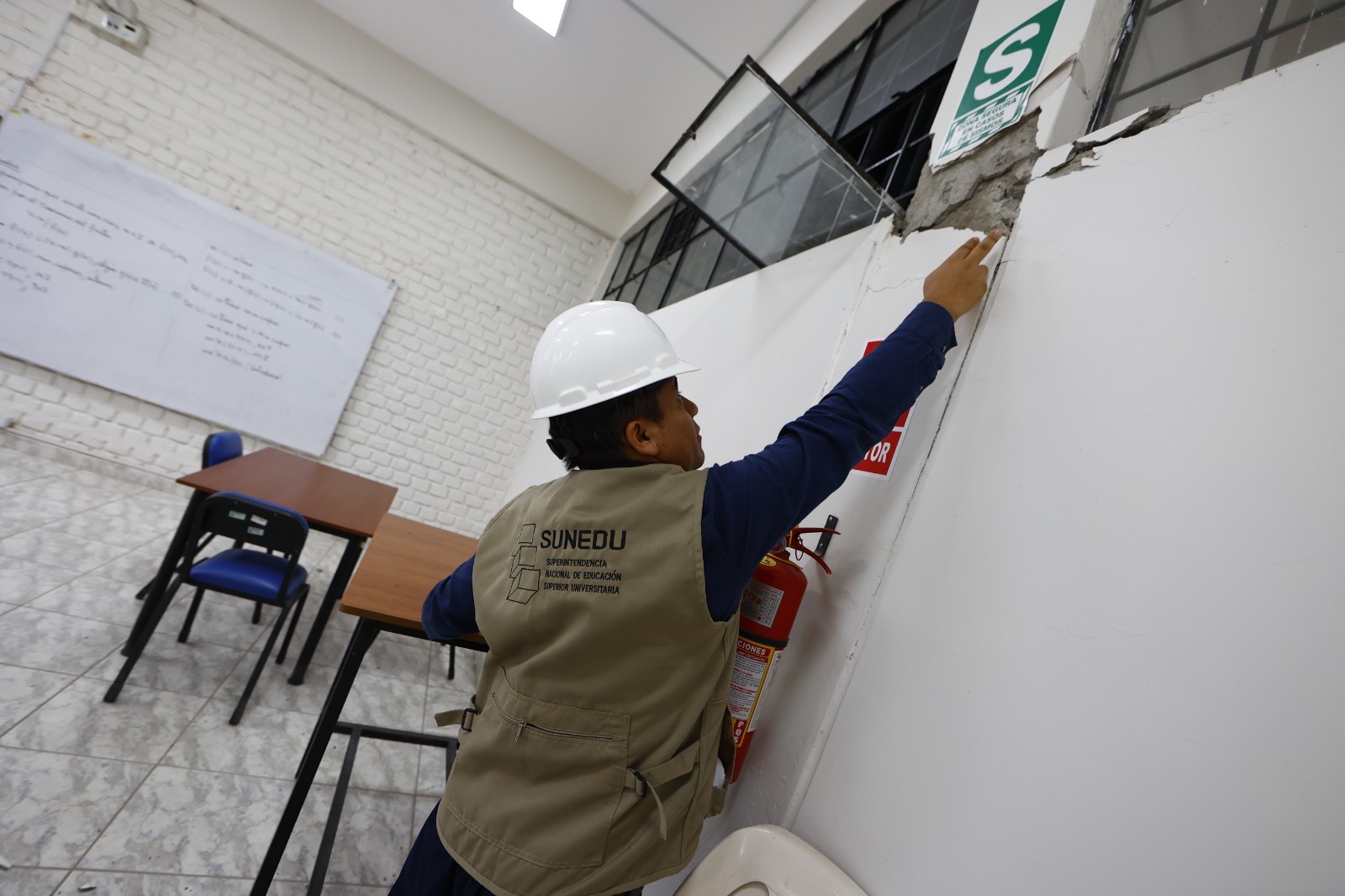 Sunedu verifica condiciones básicas de calidad en universidades de Ica tras último sismo