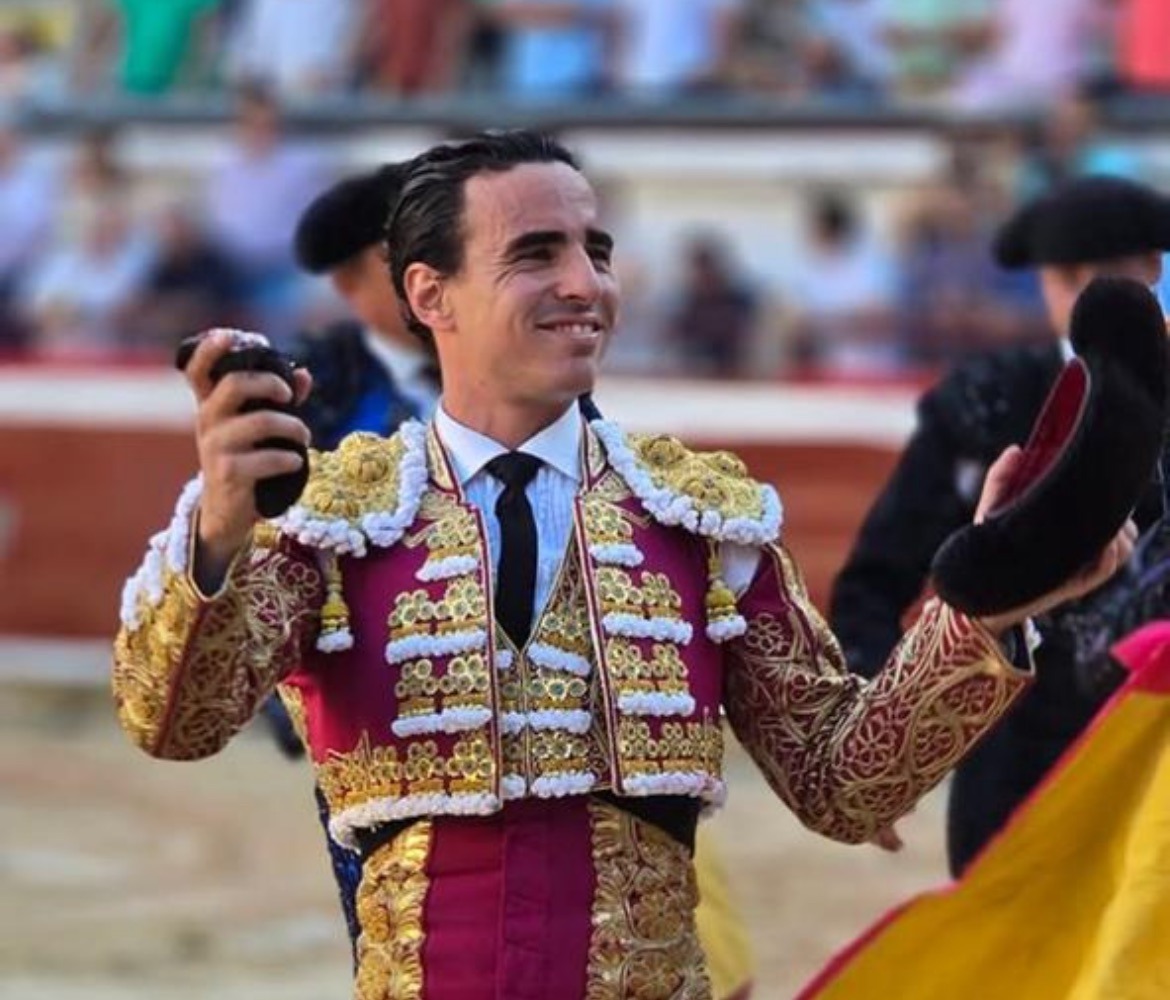 Joaquín Galdós celebra 10 años de alternativa en la inauguración de la Monumental de Cieneguilla