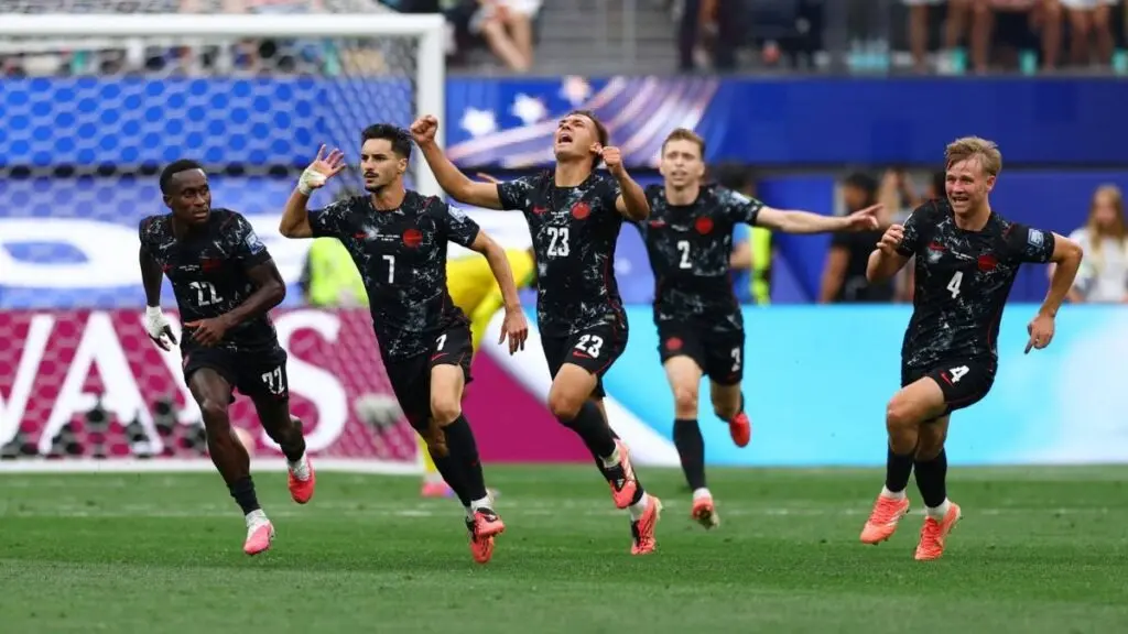 Canadá clasifica a octavos