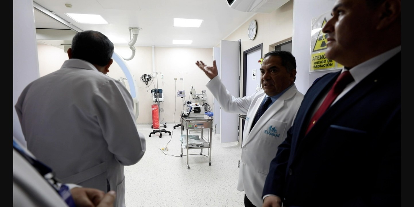 Moderniza el Instituto Nacional Cardiovascular con equipamiento médico de última generación