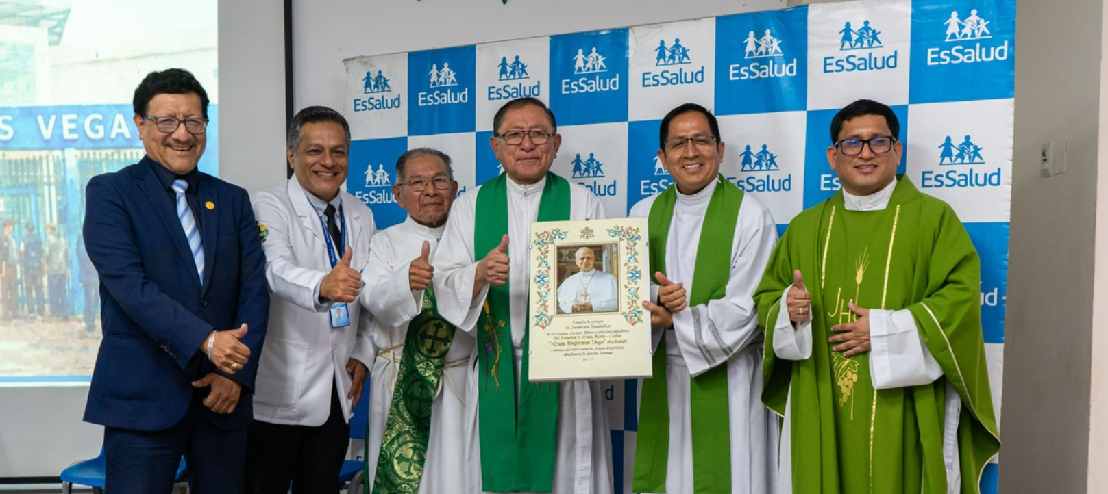 Hospital Negreiros de EsSalud recibió Bendición Apostólica del Papa León XIV