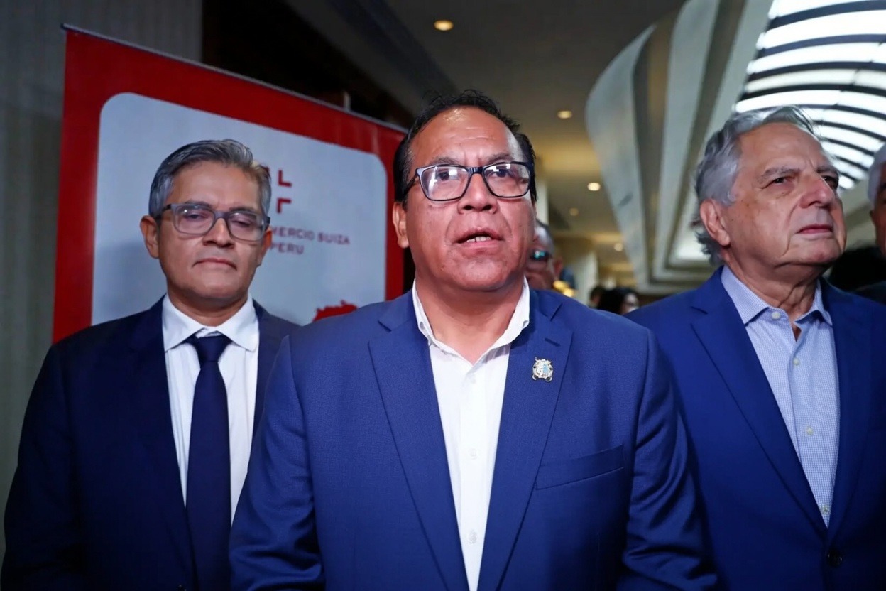 Al descubierto nueva farsa de JPP y Roberto Sánchez para ocultar su fracaso electoral