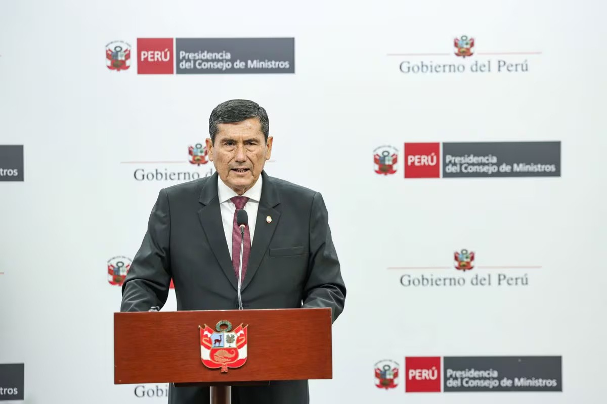 Premier Luis Arroyo afirma no tener vínculo con Jerí ni con la empresa Hytera