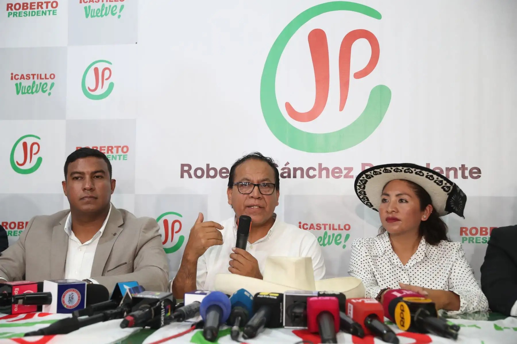 Roberto Sánchez dice que no reconocerá gobierno de Keiko
