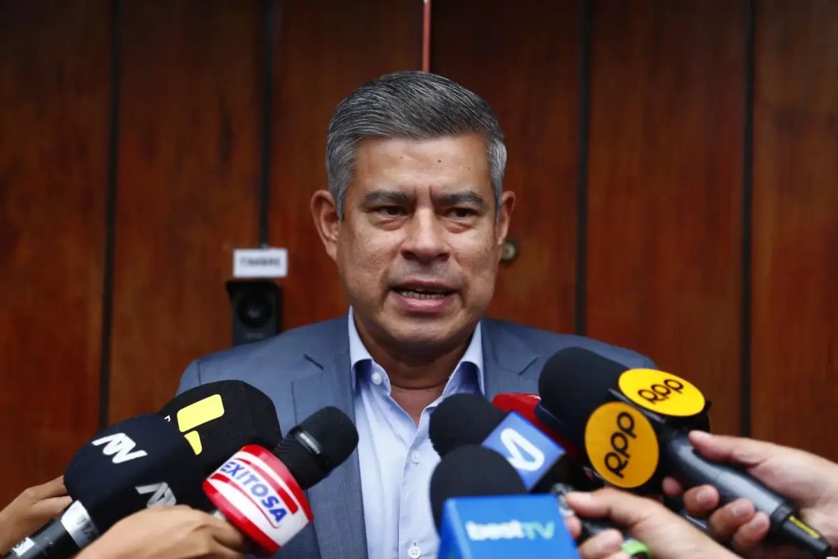 Luis Galarreta: «Lo único que puede hacer es patear el tablero o ir al margen de la ley»