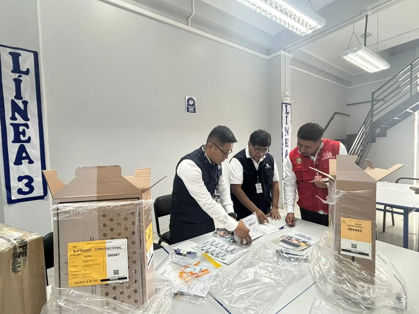 ONPE distribuyó material electoral en interior del país