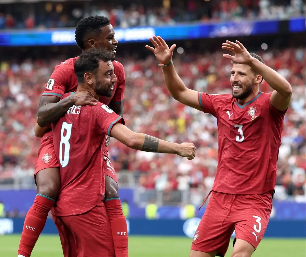 Portugal goleó por 5-0 a Uzbekistán