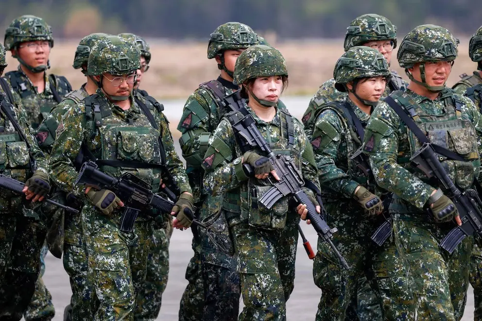 Taiwán inicia ejercicios de combate de cinco días