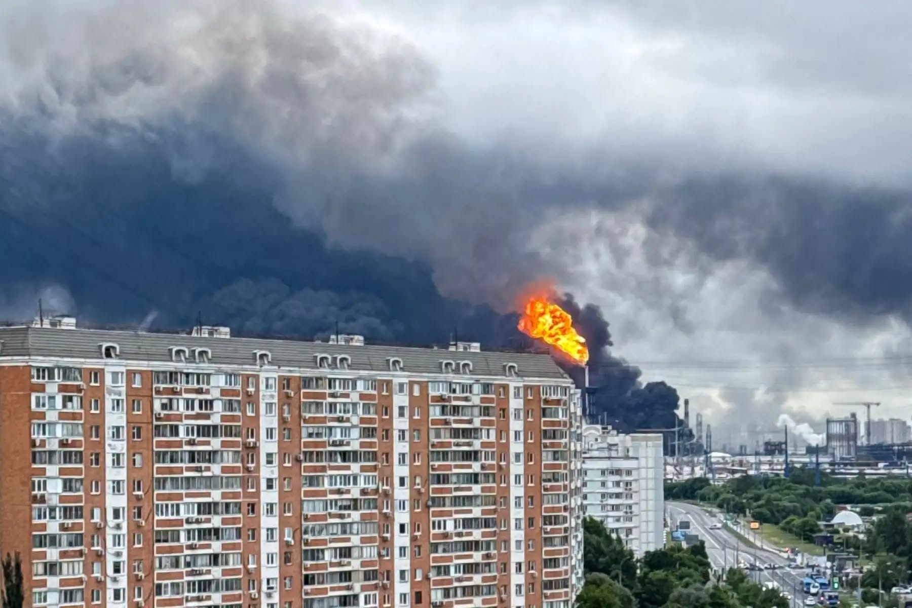 Ucrania lanza masivo ataque con drones contra Moscú: el mayor en dos años