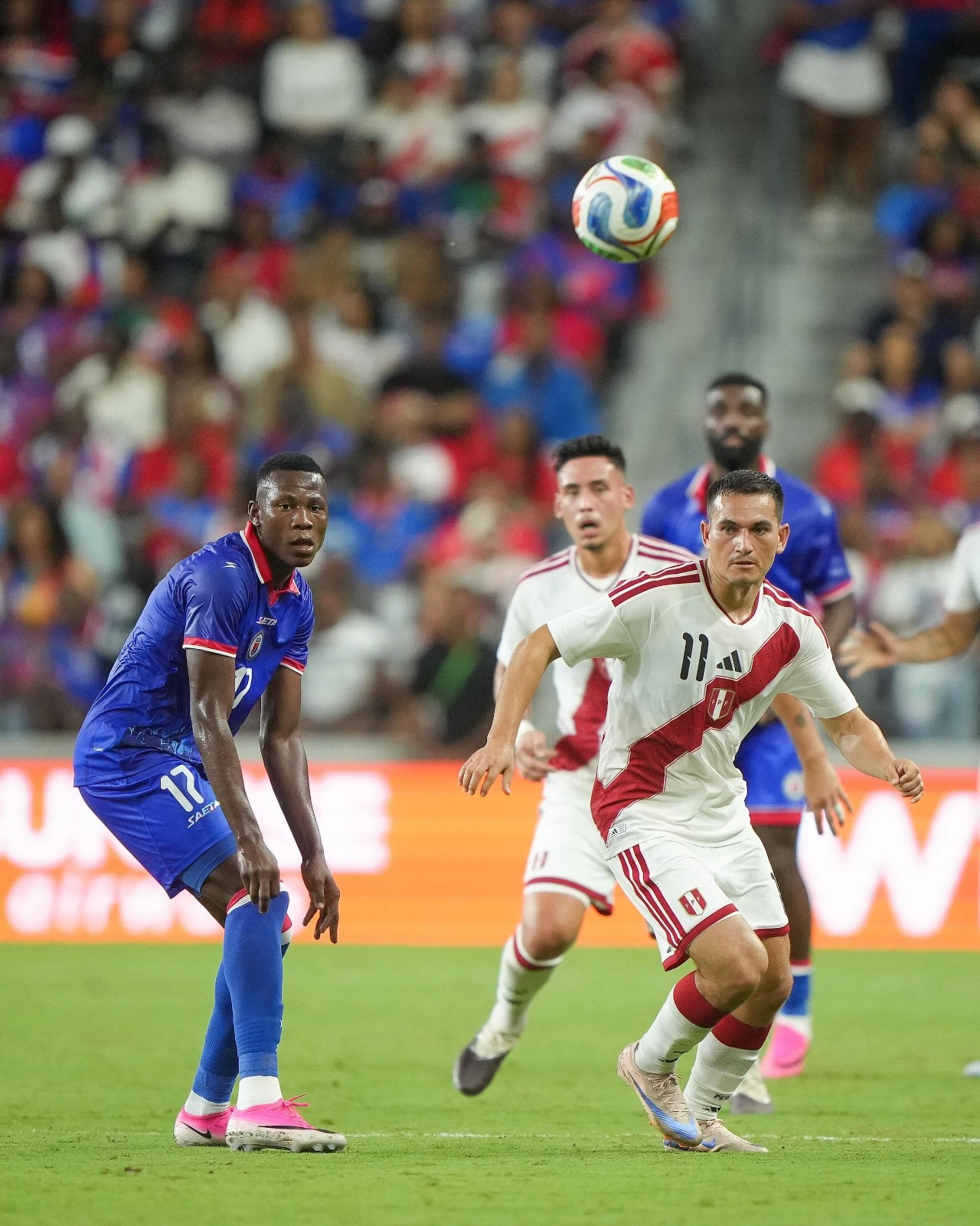 Perú remontó y venció 2-1 a Haití