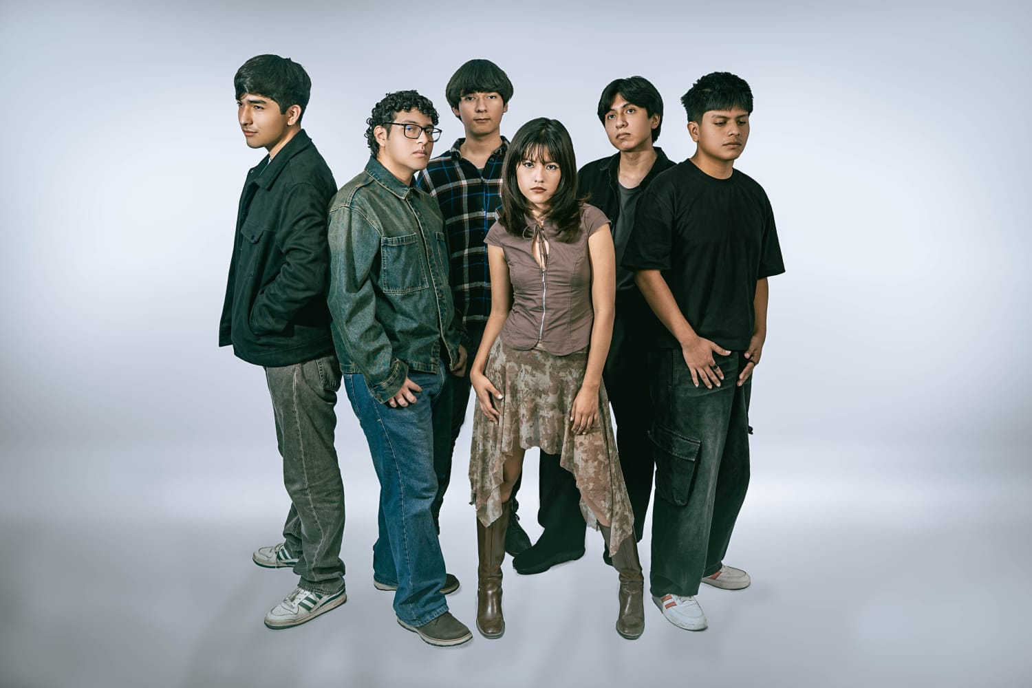 La banda nacional Los Membrillos abrirán el primer concierto de los Chapterhouse en Lima