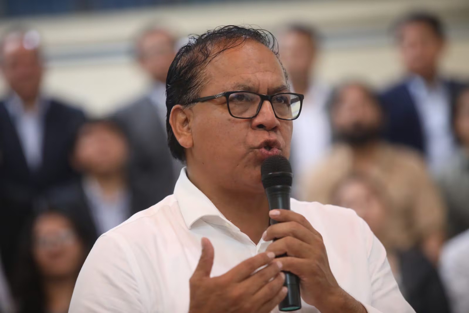 Roberto Sánchez pide  S/ 3 millones a ciudadanos