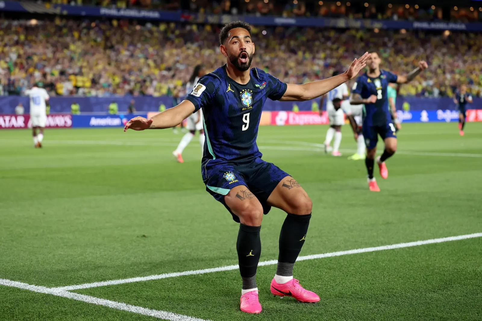 Brasil  goleó 3-0 a Haití