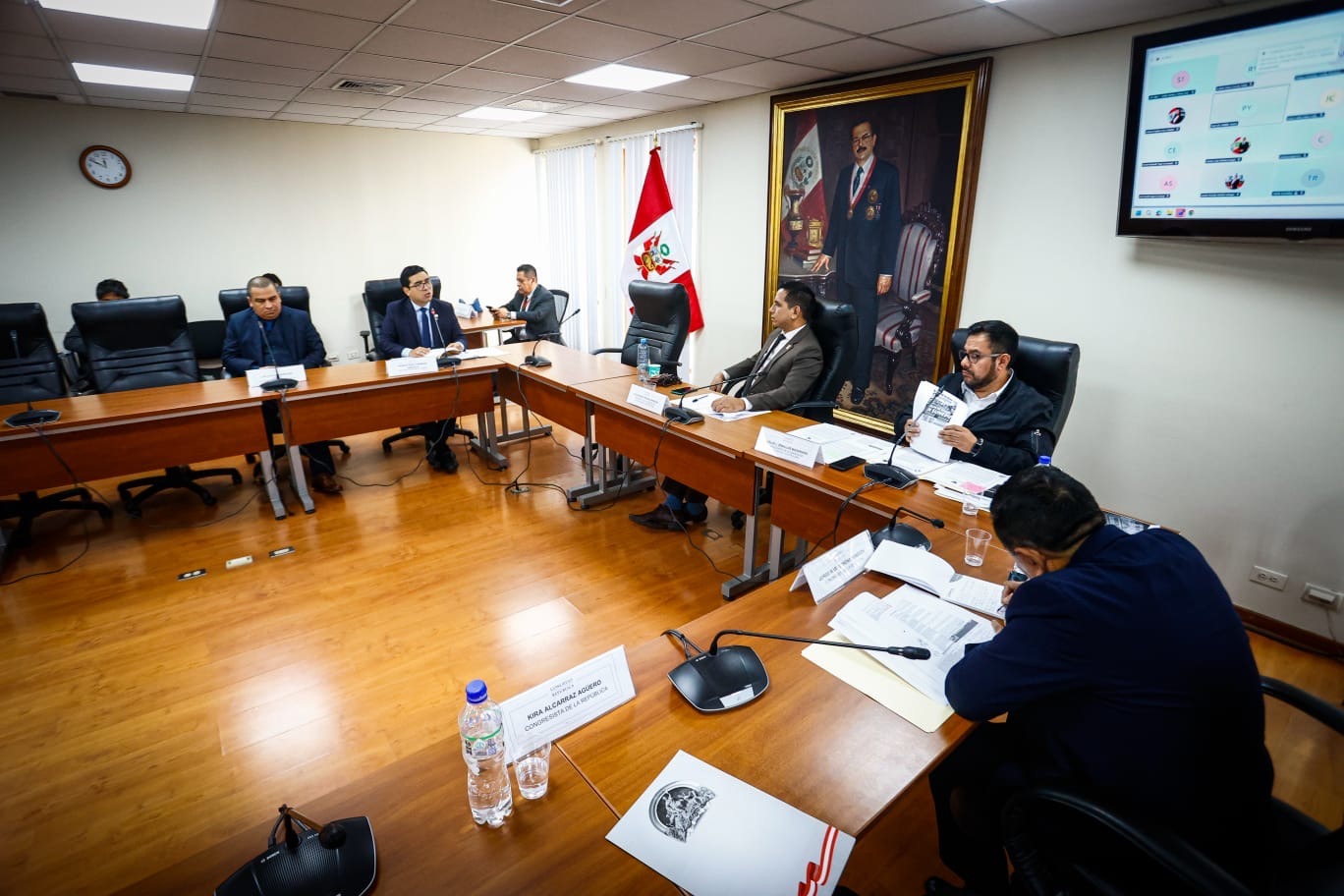 Superintendencia Nacional de Educación Superior Universitaria Sunedu advierte injerencia política y reafirma exigencia de licenciamiento para garantizar calidad universitaria
