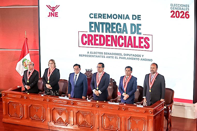JNE entrega credenciales a diputados electos del nuevo Congreso bicameral