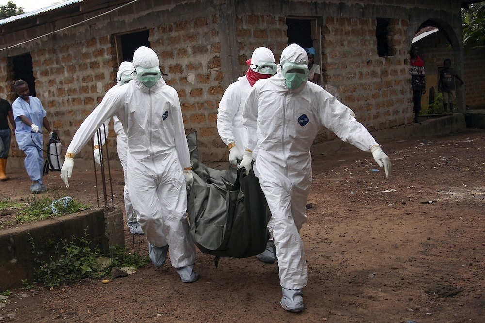 Brote de ébola en África deja más de mil muertos