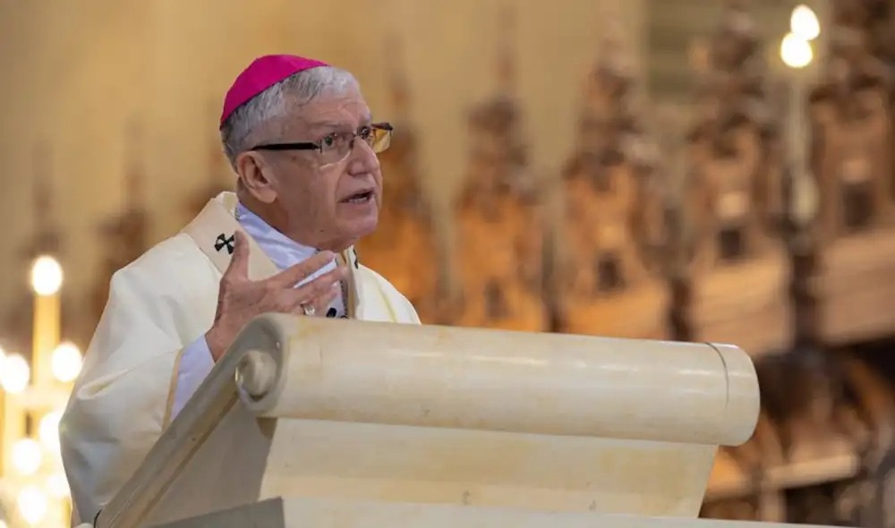 Cardenal Carlos Castillo pide reconciliación con justicia durante el Te Deum por Fiestas Patrias
