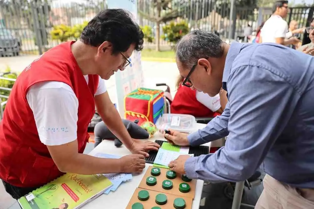 El Minedu atiende a los estudiantes con sordoceguera