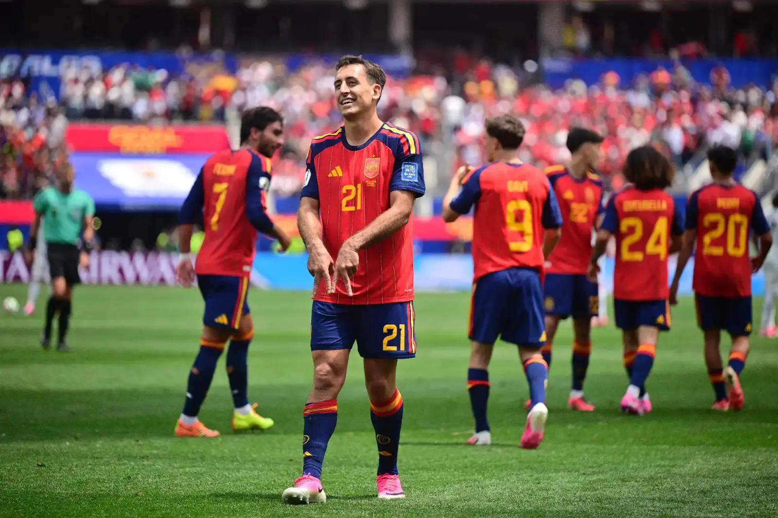 España goleó por 3-0 a Austria