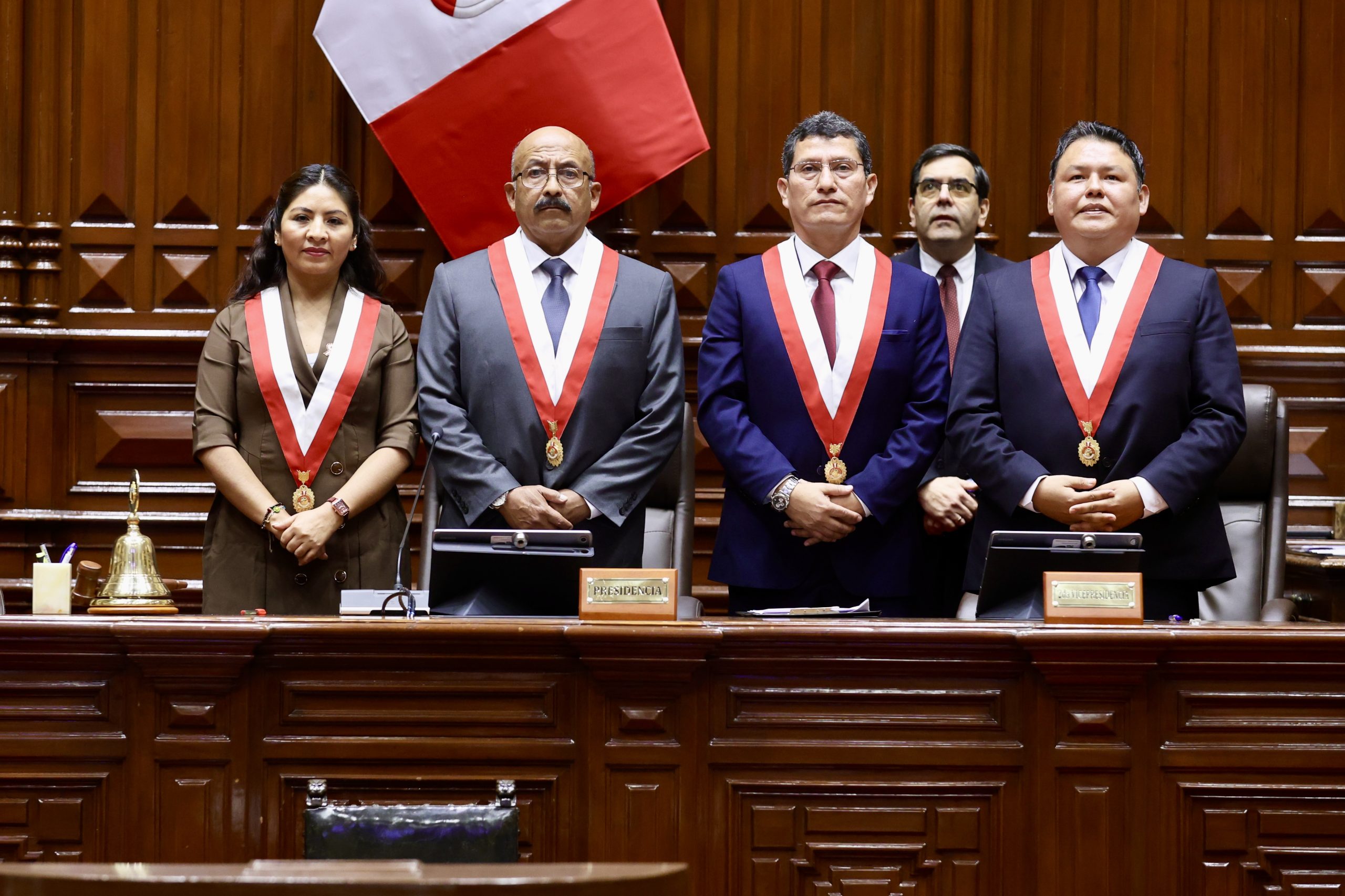 Óscar Reto fue elegido como presidente de la Cámara de Diputados