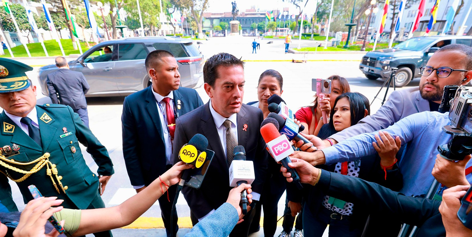 Miguel Torres llama a la unidad en el Congreso para enfrentar la criminalidad y el fenómeno El Niño