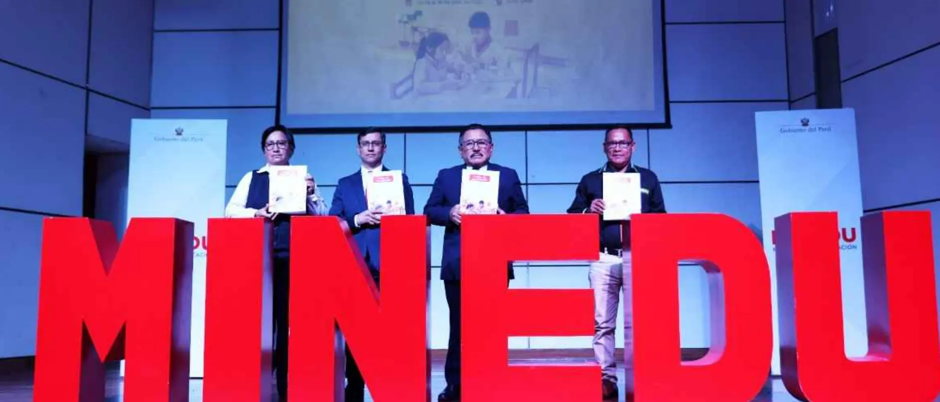 Ministro Marticorena anuncia despliegue de equipos técnicos del Minedu ante el Fenómeno El Niño