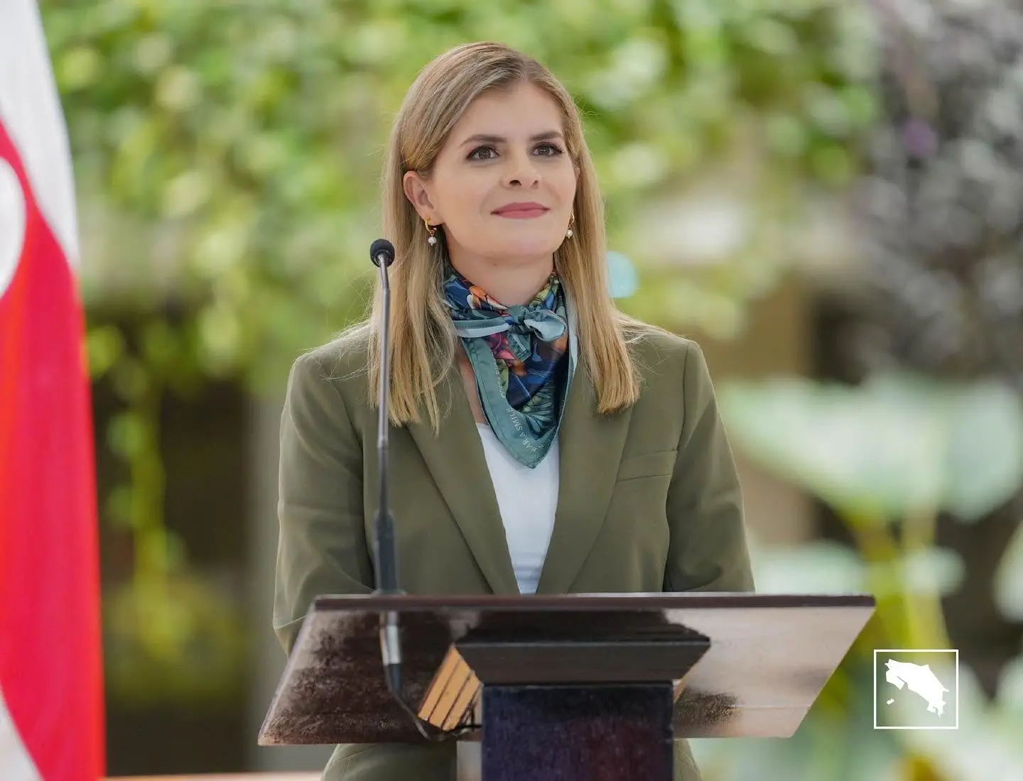 Presidenta de Costa Rica denuncia plan para matarla