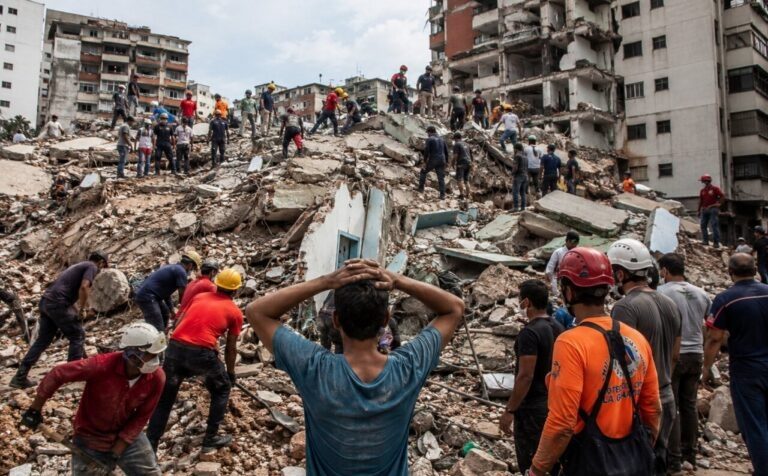 Venezuela eleva a 4.333 la cifra de muertos por los terremotos