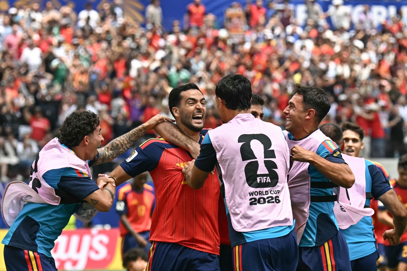 España  se impuso 2-1 ante Bélgica