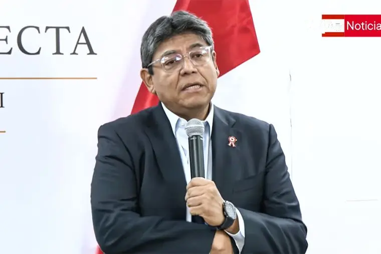 Elmer Cuba asume como nuevo ministro de Economía y Finanzas del gobierno de Keiko Fujimori
