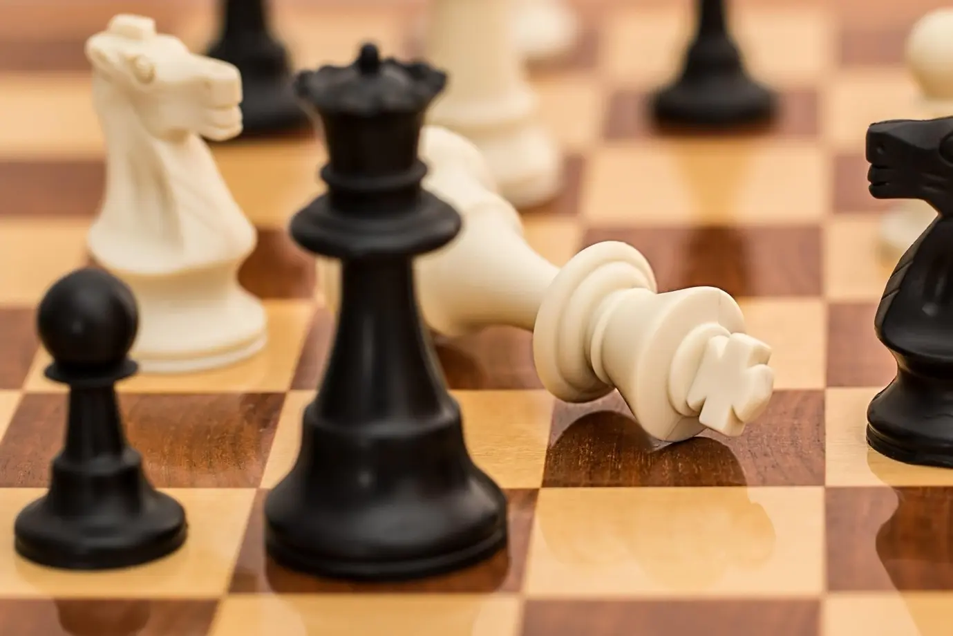 De la mesa al smartphone: La evolución de los juegos de estrategia mental en el país