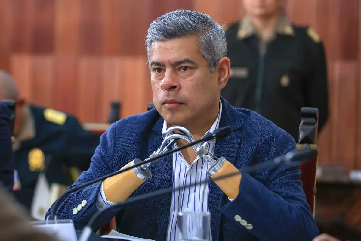 Galarreta: Gobierno detectó S/260 millones en órdenes de servicio