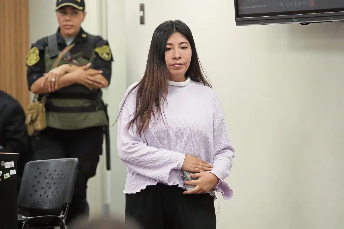 Betssy Chávez deja el país y se asila en México tras recibir salvoconducto del Gobierno