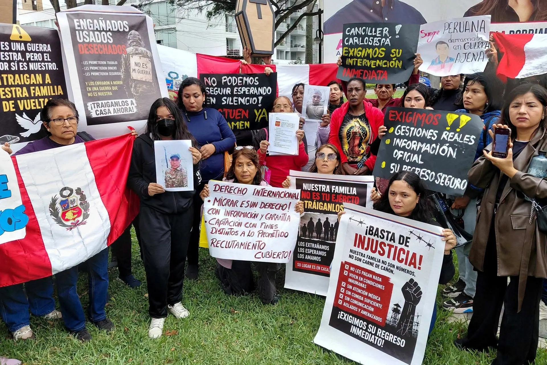 Familiares de peruanos desaparecidos en Rusia protestan y exigen acelerar investigación