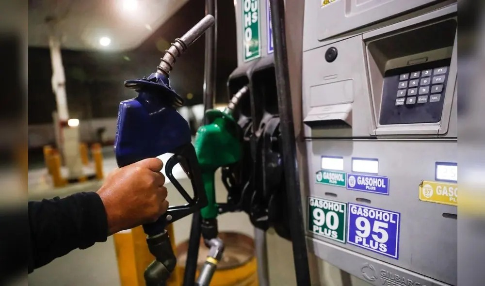 Gasolina llega hasta los S/ 24 en Lima