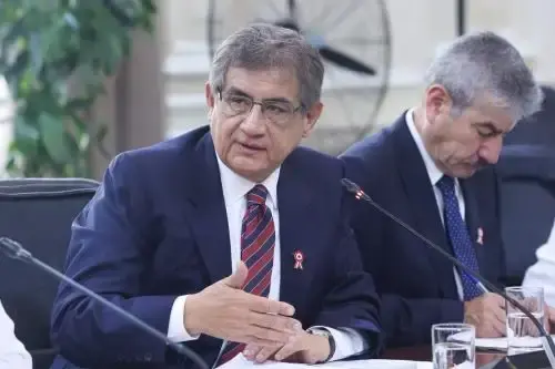 Juan Sheput: “Vamos a pedir una auditoría profunda a EsSalud”