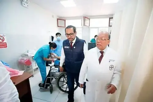 Minsa anuncia sistema para vigilar equipos médicos y pone bajo revisión contratos de alquiler