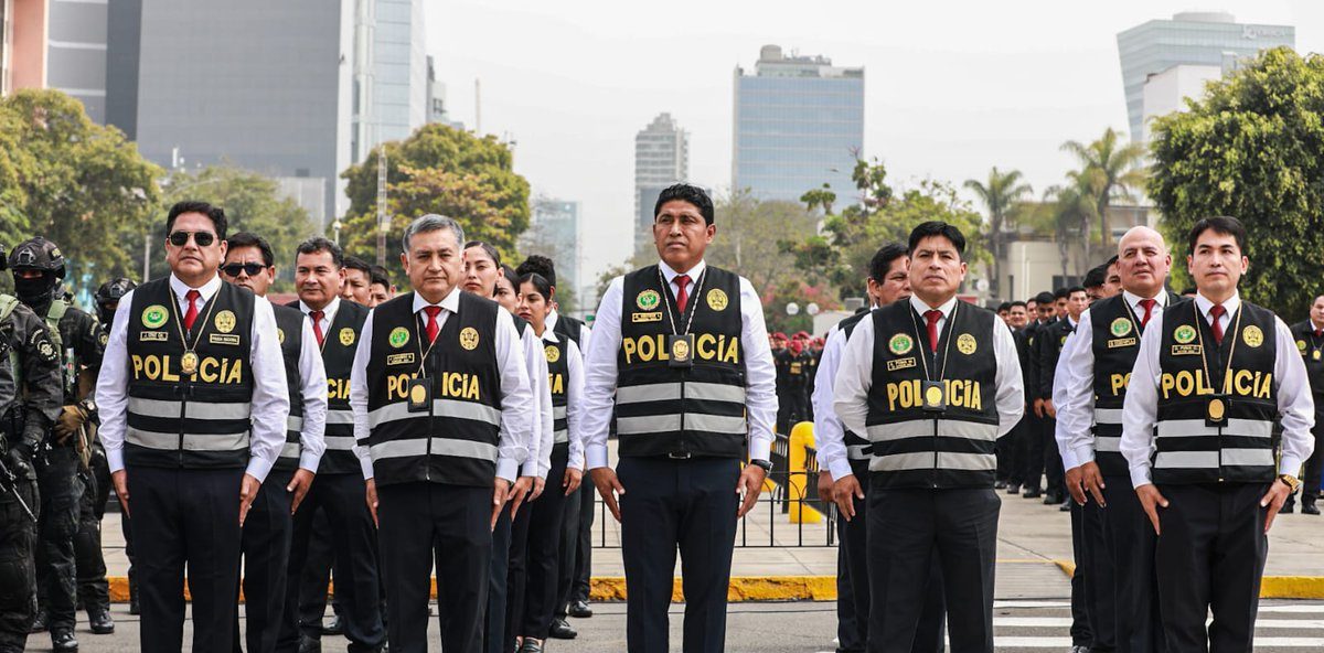 Requisitos para que deudos de policías cobren devolución de 2%