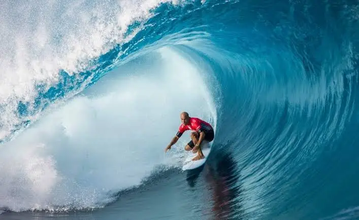 Impulsan enseñanza de surf