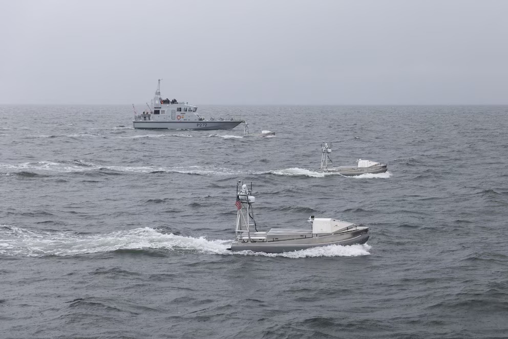 Cámaras en drones de la  Marina británica enviaban  datos en secreto a China