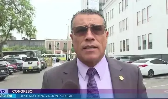 Alex Segura pide investigar a trabajadores del Congreso señalados por presuntos vínculos con el Movadef
