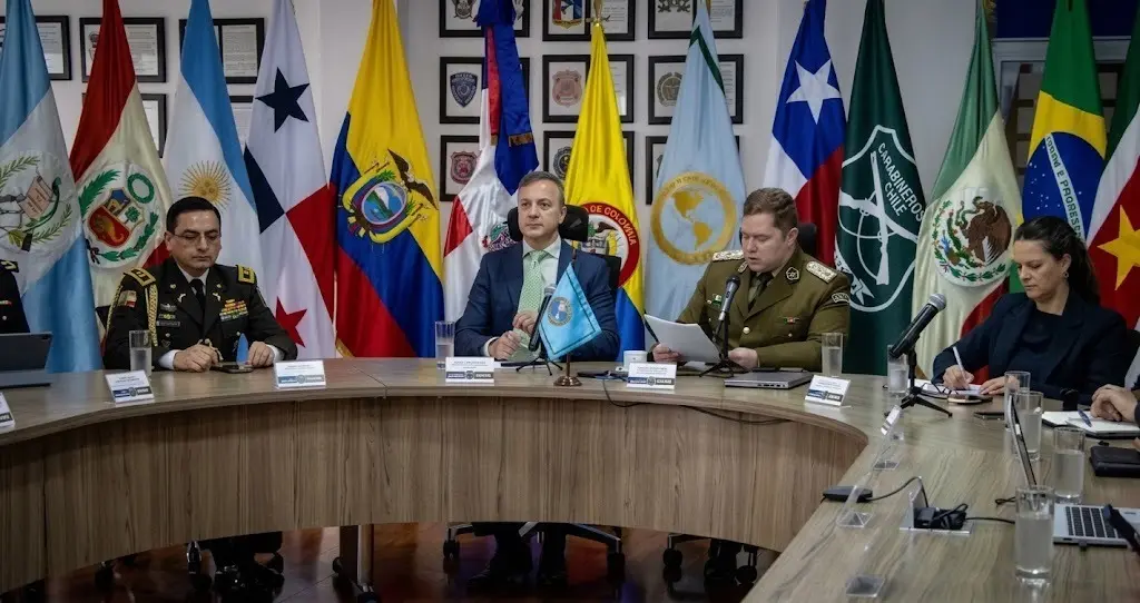 Cumbre AMERIPOL da la bienvenida a Azerbaiyán