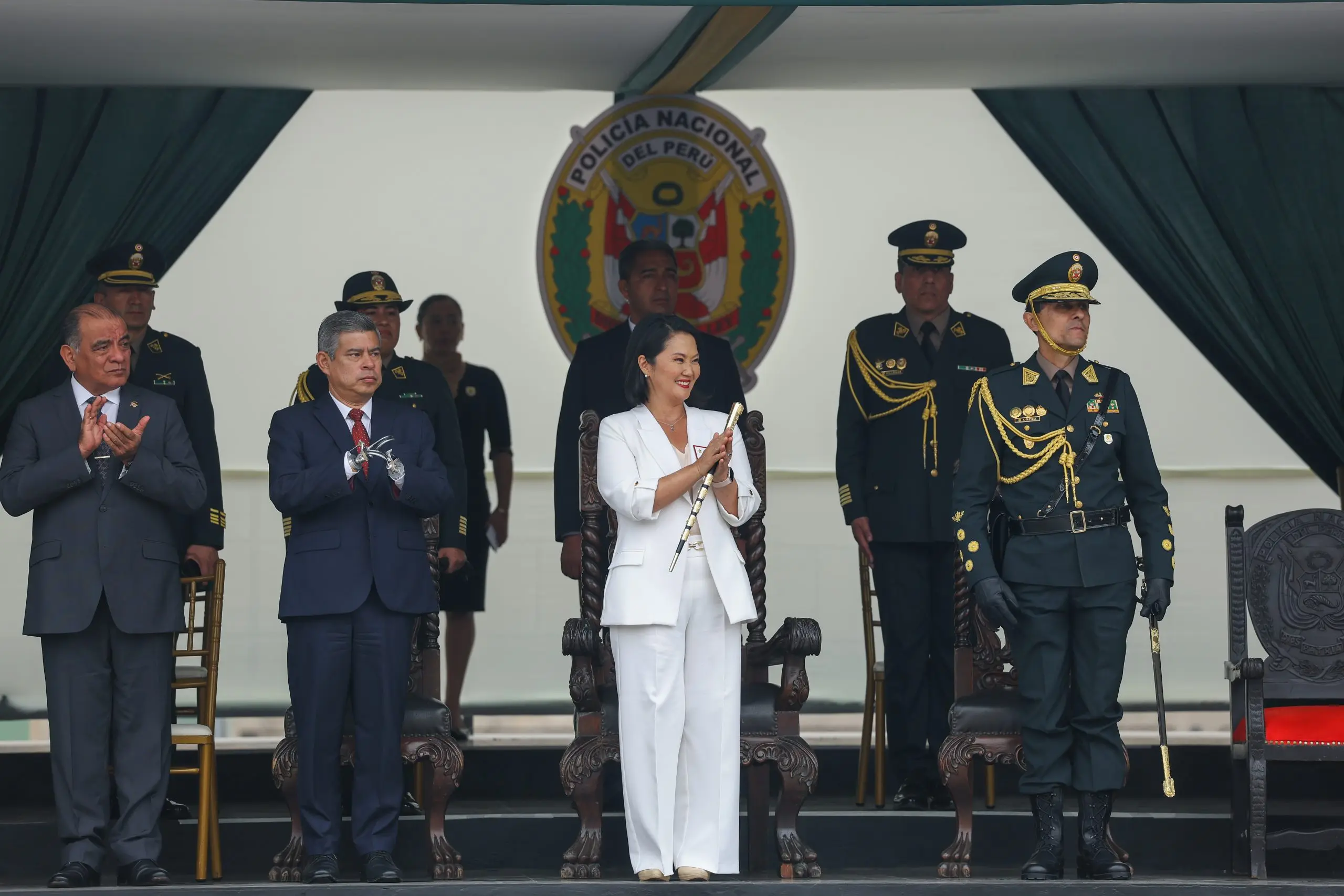 Keiko expresa su apoyo total a la Policía Nacional