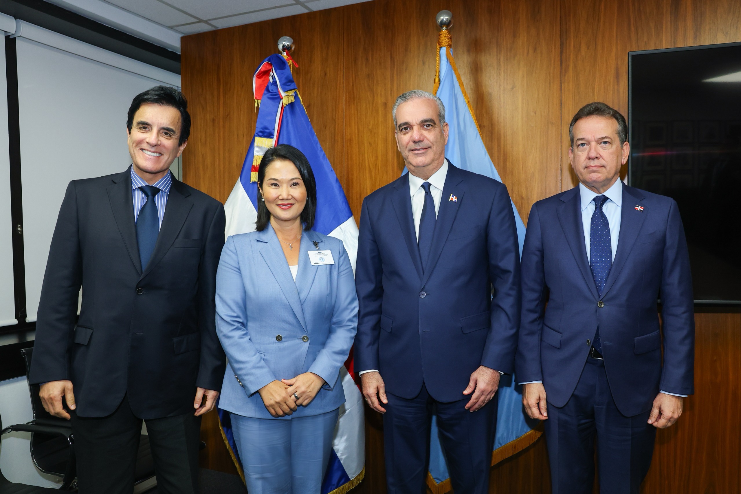 Keiko se reúne en Nueva  York con presidente de  República Dominicana