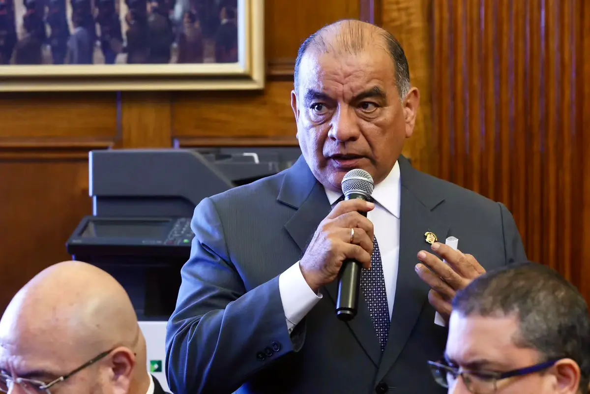 Perú aplicará expulsiones masivas por barco de venezolanos ilegales